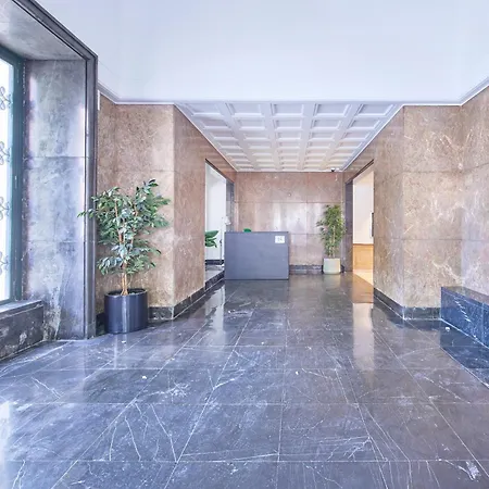 Double & Suite, Marques De Pombal, 1min Metro *