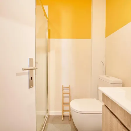 Vendégház Double & Suite, Marques De Pombal, 1min Metro Lisboa